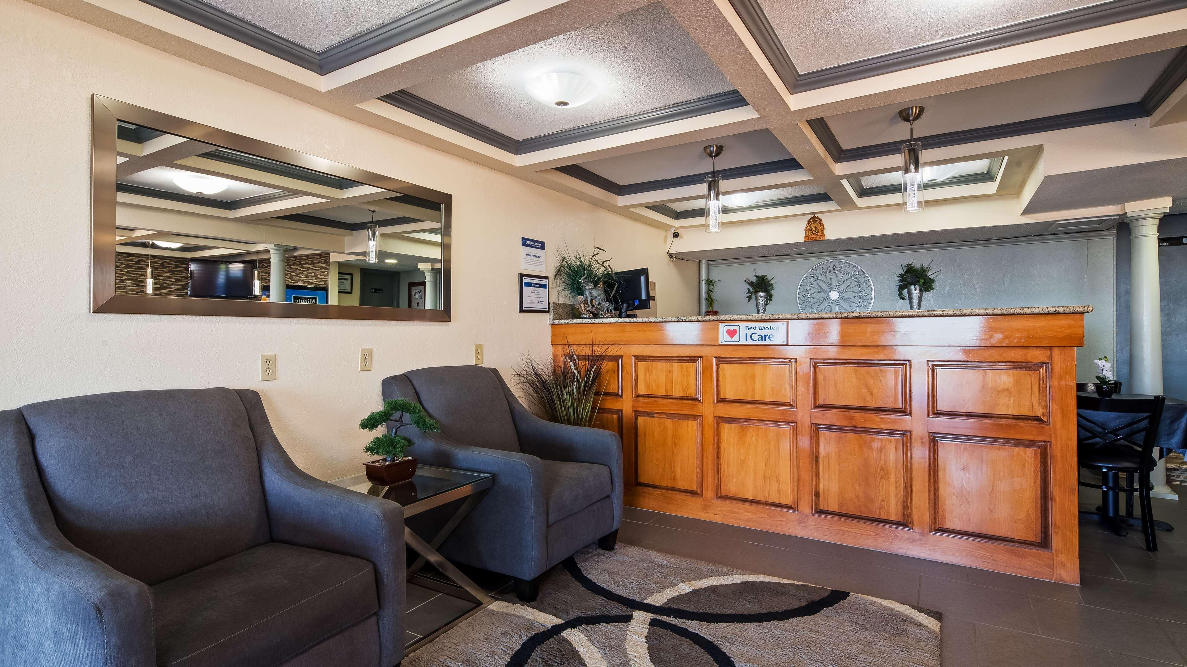 Best Western Montis Inn Saint Robert Esterno foto