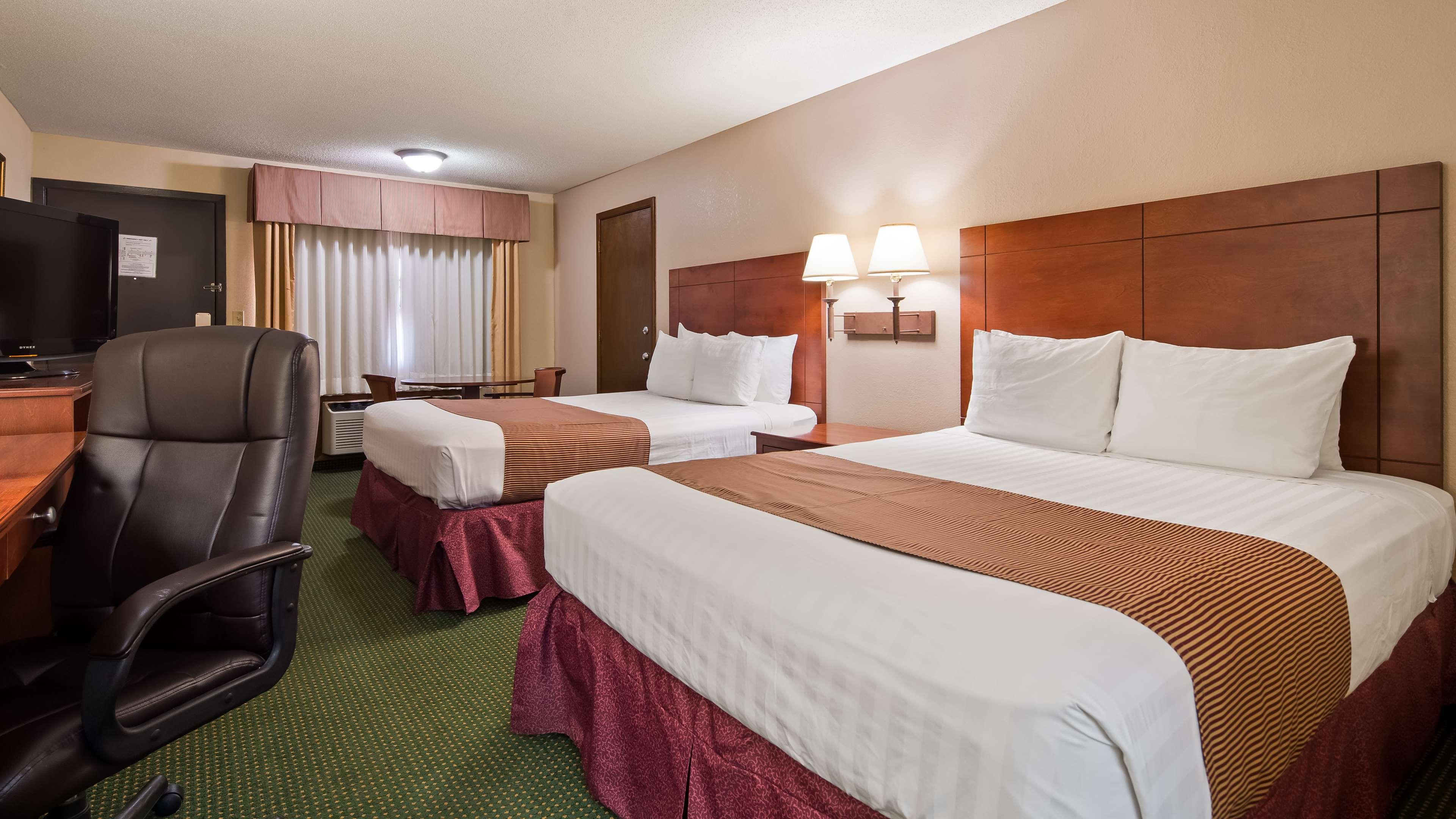 Best Western Montis Inn Saint Robert Esterno foto