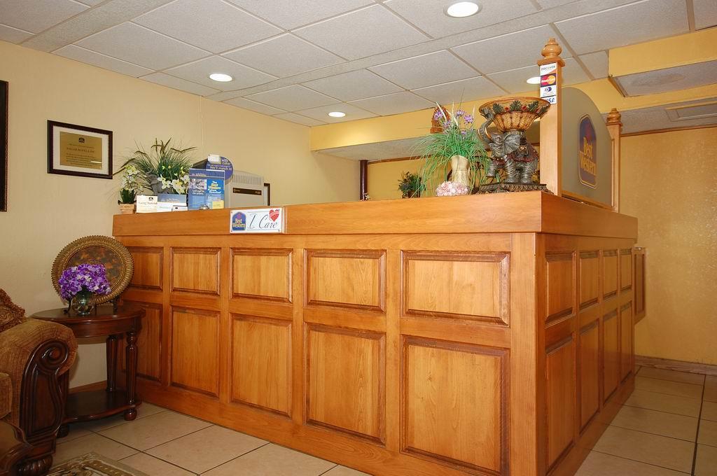 Best Western Montis Inn Saint Robert Esterno foto