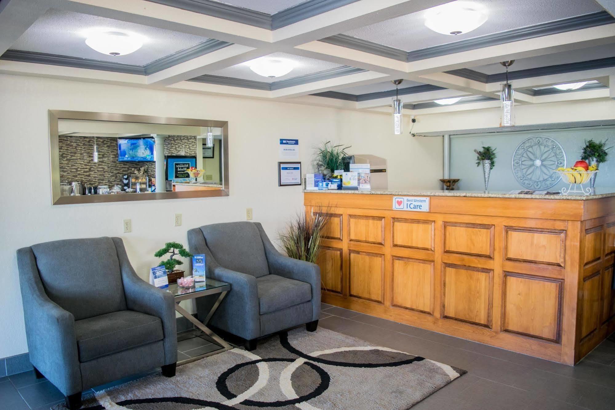 Best Western Montis Inn Saint Robert Esterno foto